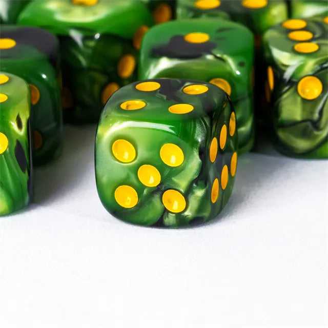 Green & Black - 12mm D6 pips
